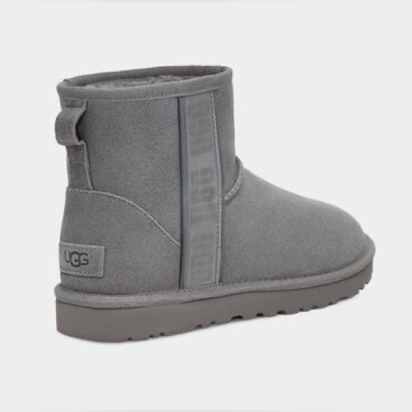 *Last Chance* UGG Classic Mini Side Logo II Suede Lighthouse Gray 🤍 - Picture 3 of 6